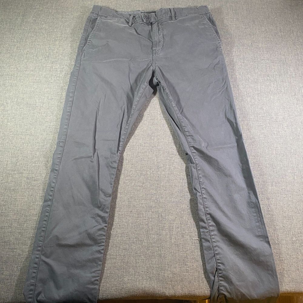Men's Gray Casual Chinos - Classic Straight Fit